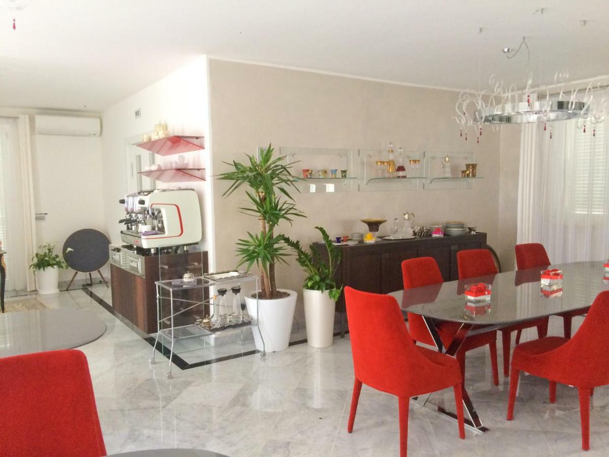 Bed and Breakfast Residenza Delle Grazie Cossignano Exterior foto